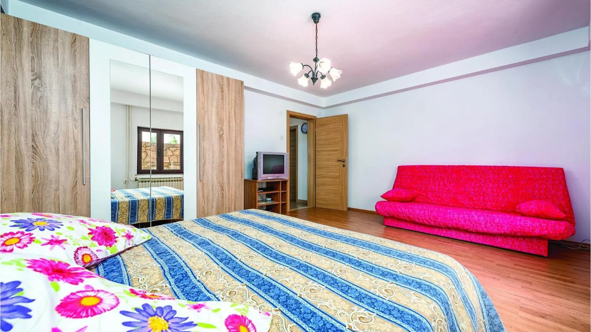 1 Bedroom Stunning Apartment In Kaštel Croácia